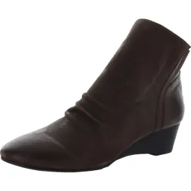 Adam Tucker Me Too Womens Montana 4 Leather Slouchy Booties