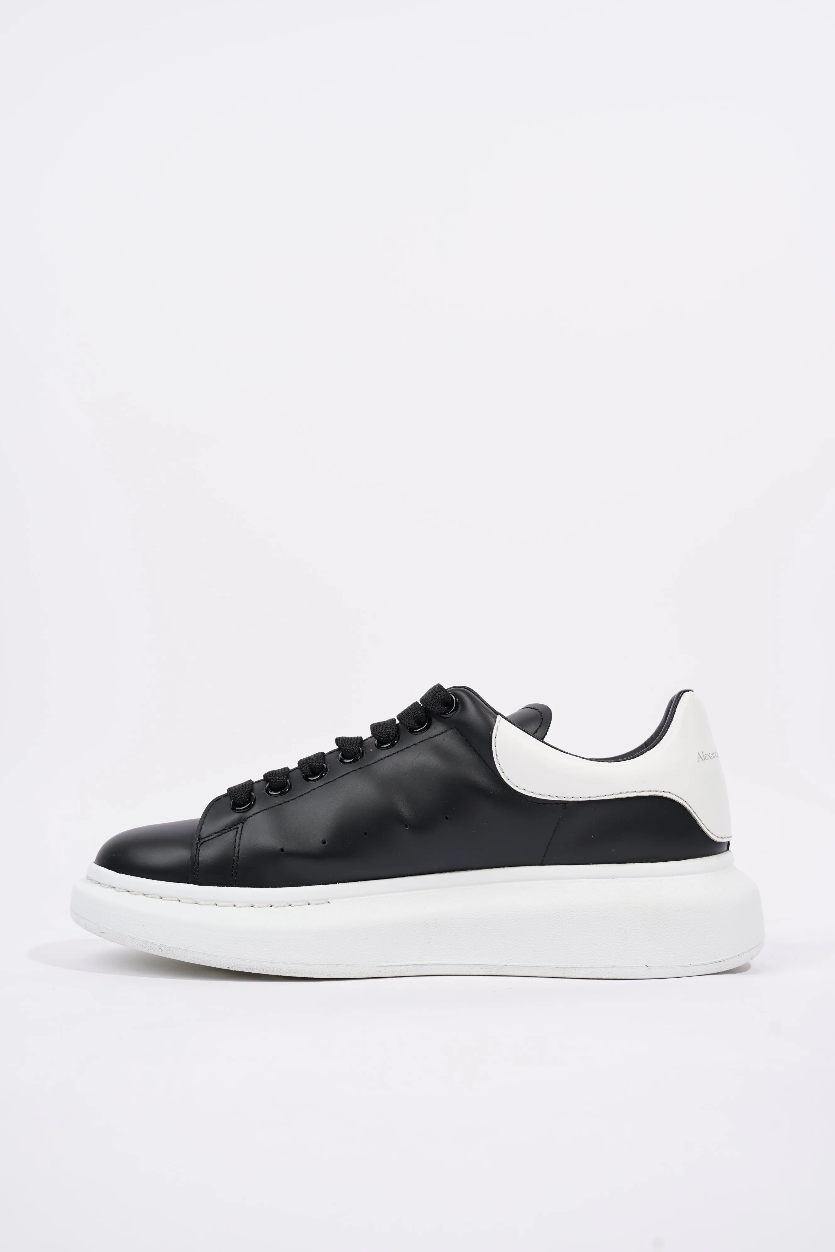 Alexander McQueen Mens Oversized Sneaker Black Leather / White Tab EU 42 / UK 8