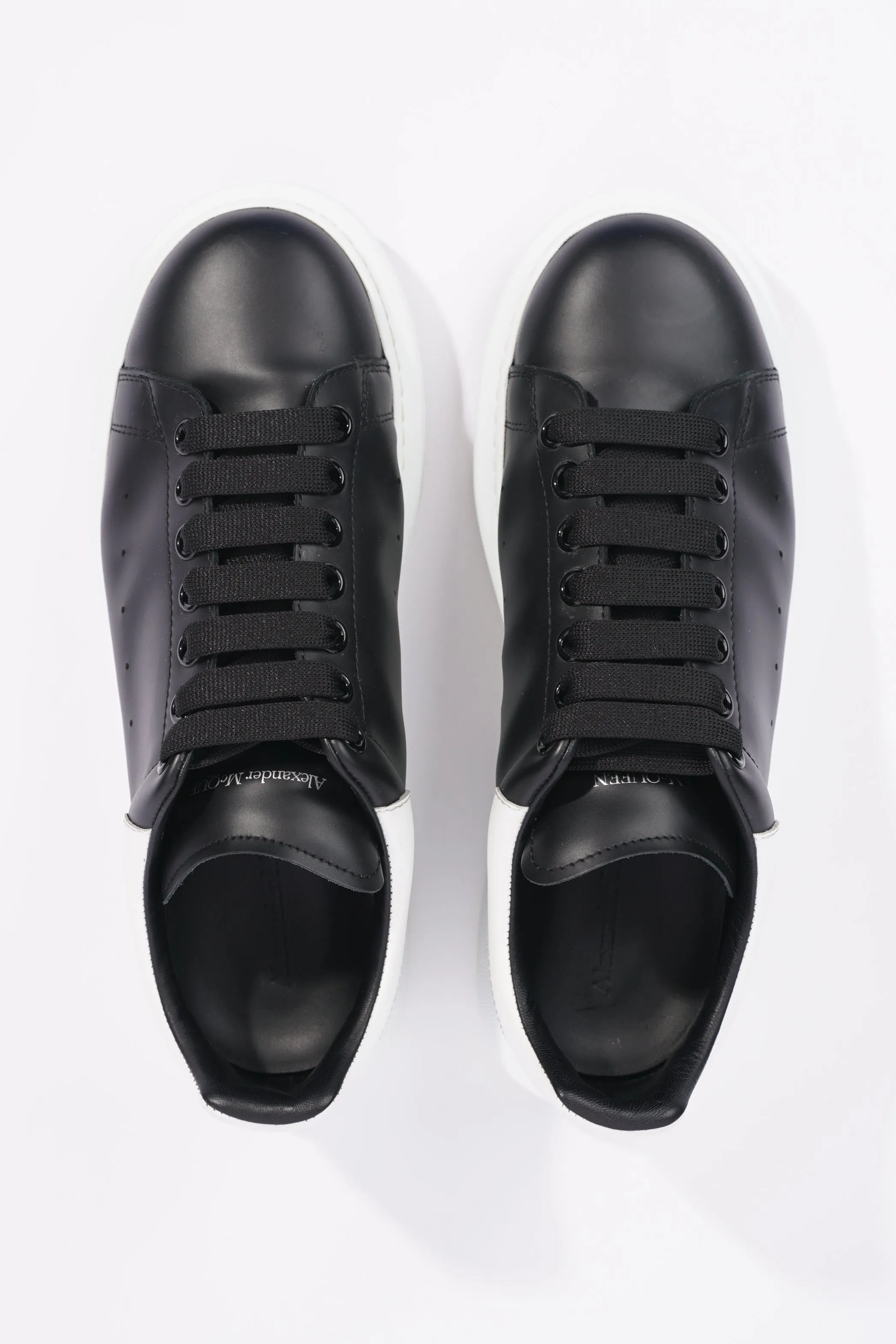 Alexander McQueen Mens Oversized Sneaker Black Leather / White Tab EU 42 / UK 8