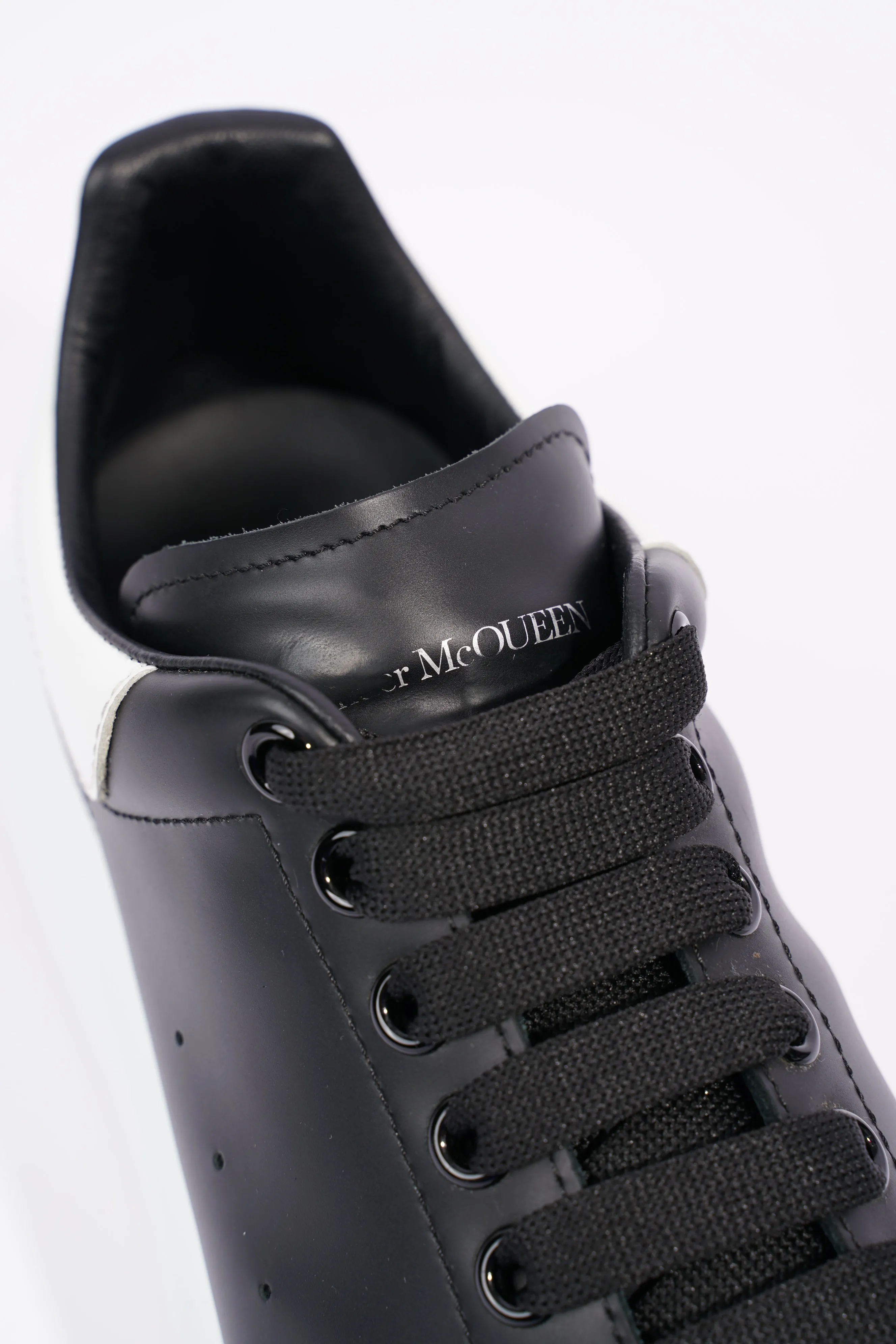 Alexander McQueen Mens Oversized Sneaker Black Leather / White Tab EU 42 / UK 8