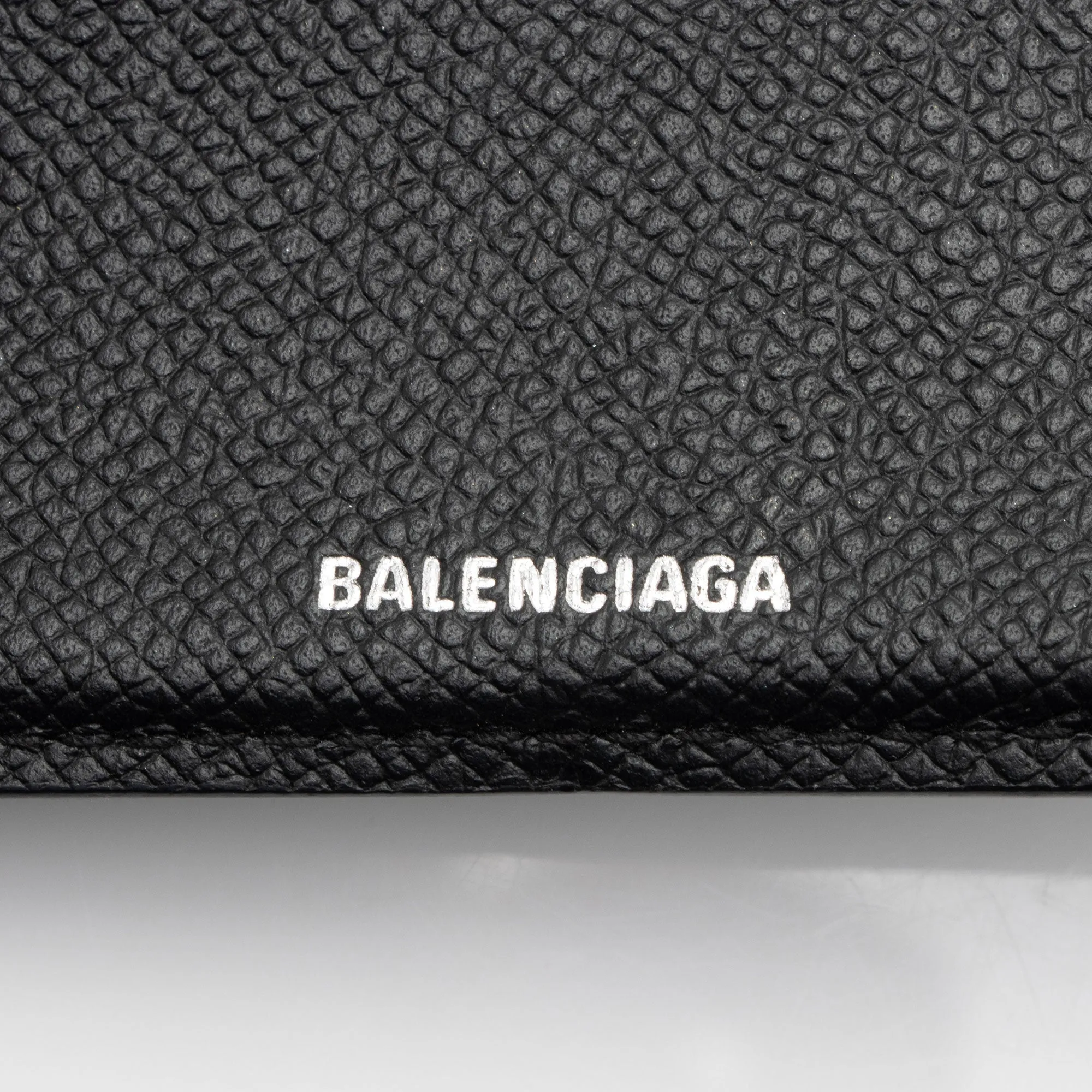 Balenciaga Leather Tri-Fold Wallet (SHF-dX86u1)