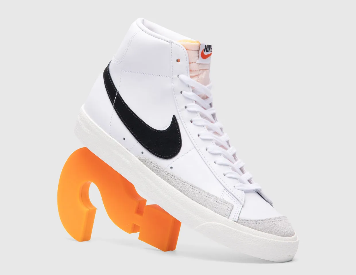 Nike Blazer Mid '77 Vintage White / Black