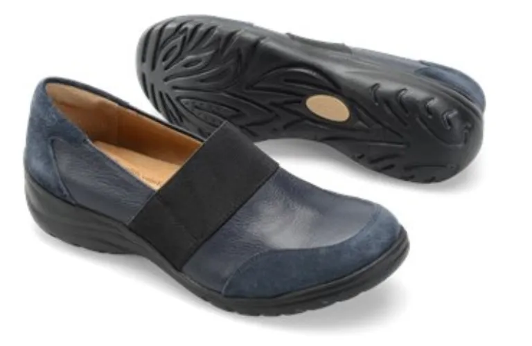 SOFTSPOTS Women's •Adlepha• Leather Slip-on